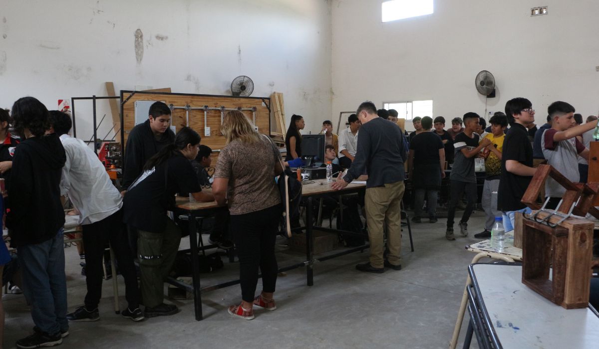 La Escuela Técnica N°1 de Monte Grande realiza su muestra anual: los proyectos de los alumnos