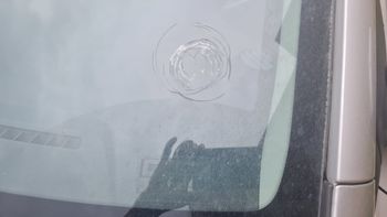 Presidente Perón: Vecinos denuncian que les tiran piedras para intentar robarles en el Camino de las Latas