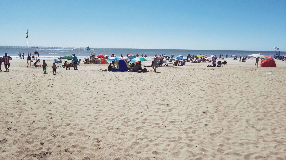 Escapadas en el día: la opción low cost para disfrutar la playa o las termas este verano 