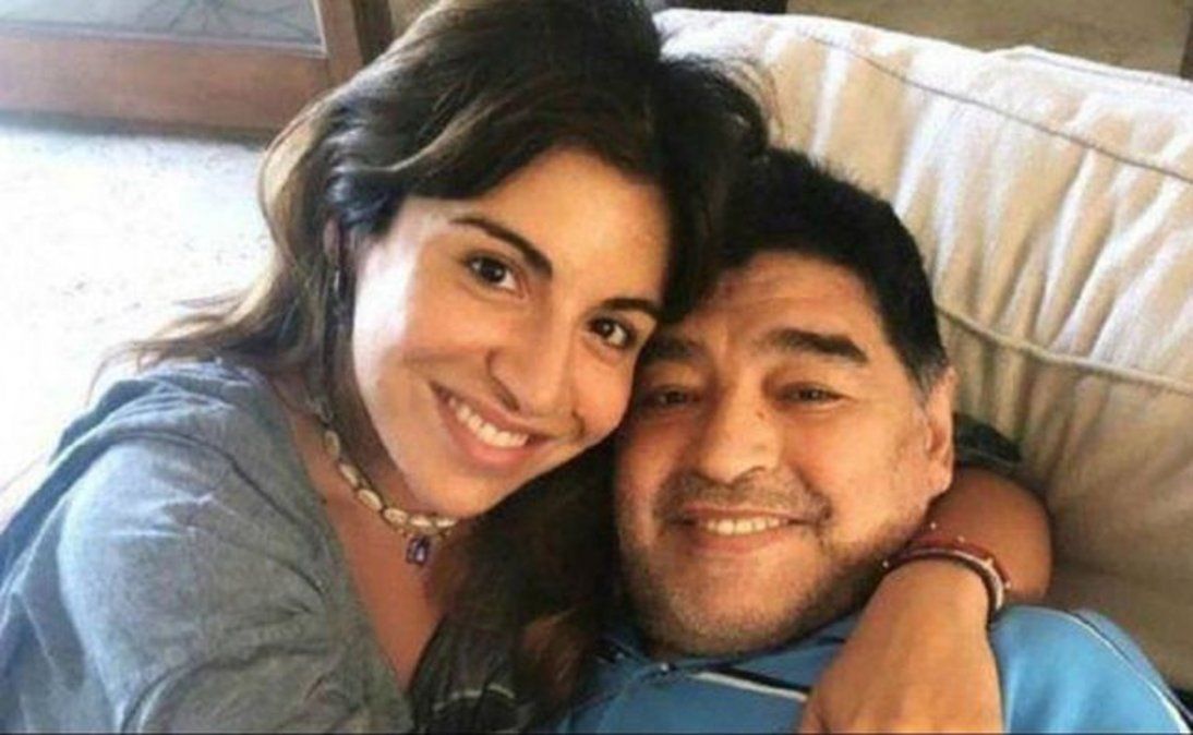 Gianinna Maradona rompió el silencio tras los comentarios de la novia cubana de Diego