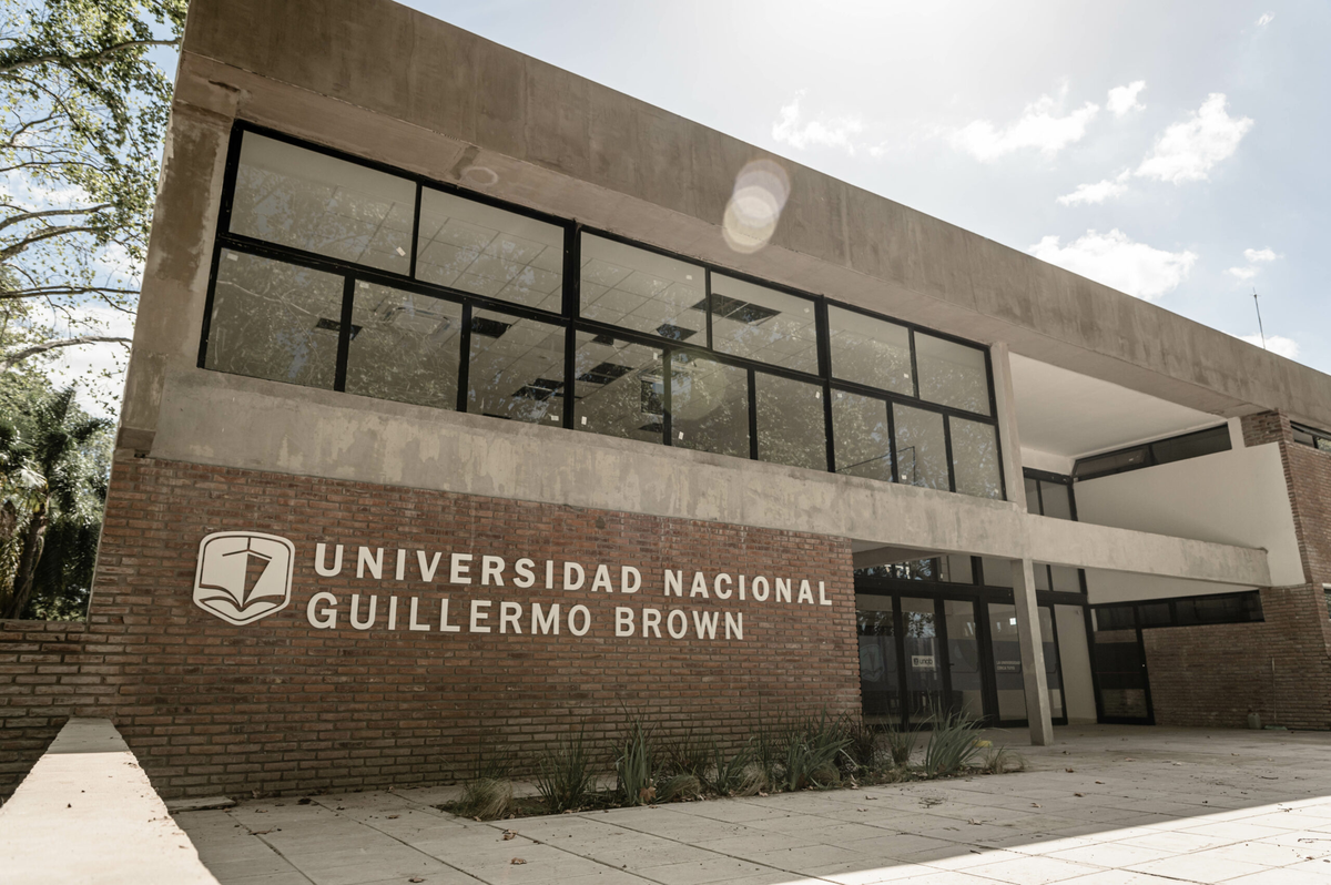 Los cursos son brindados por la UNaB en Almirante Brown. Los cursos son brindados por la UNaB en Almirante Brown.