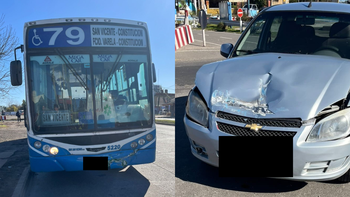 Fuerte choque entre un colectivo y un auto en Burzaco