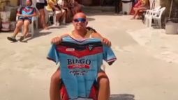 hincha de brown de adrogue grabo en la favela rocinha de brasil y se volvio viral: es fuerte estar ahi