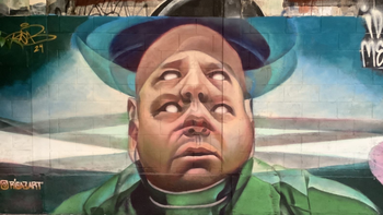 El artista detrás de los murales realistas que impactan en el Conurbano Sur