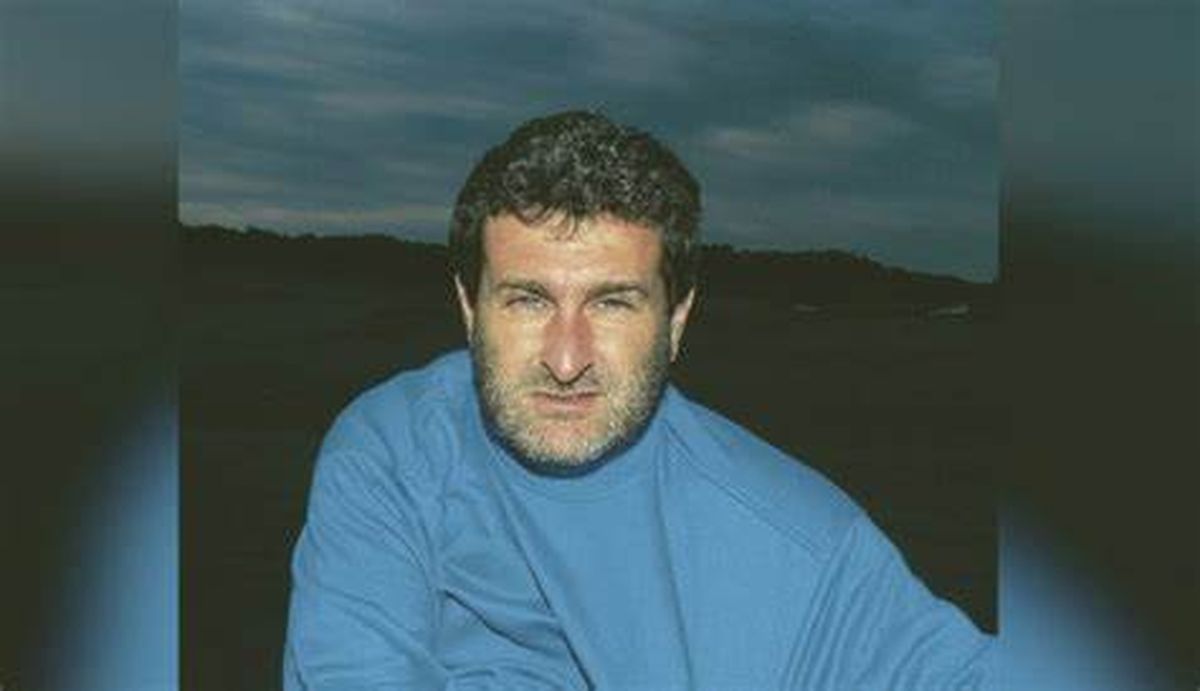 El fotógrafo José Luis Cabezas fue asesinado el 25 de enero de 1997 mientras cubría la temporada de verano en la Costa Atlántica. 