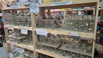 Un bazar de Banfield se hizo viral por sus precios bajos: Es más barato que Once
