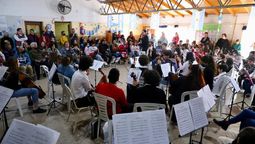 convocan a musicos para integrar la banda municipal de esteban echeverria