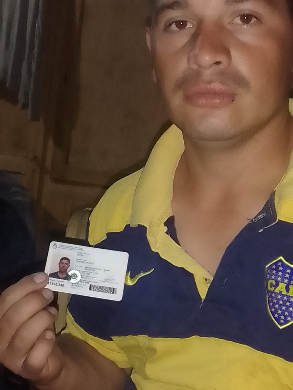 La familia de Eduardo Nicolás Duprat difundió su foto para pedir colaboración en la búsqueda del joven, quien trabajaba en Lomas de Zamora y está desaparecido desde el domingo 23 de noviembre La familia de Eduardo Nicolás Duprat difundió su foto para pedir colaboración en la búsqueda del joven, quien trabajaba en Lomas de Zamora y está desaparecido desde el domingo 23 de noviembre