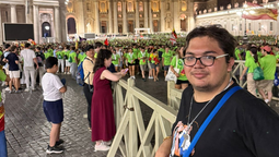 un vecino de monte grande presente en el jubileo de los jovenes