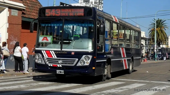 Yitos no se adhiere al paro: qué líneas de colectivos funcionan en Lomas