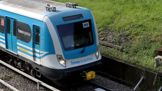 Zona Sur: hinchas organizan una caravana en el Tren Roca rumbo a la marcha del 24 de marzo