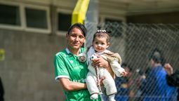 la jugadora de banfield que fue mama y concentro con su hija: fue una experiencia de 10 puntos