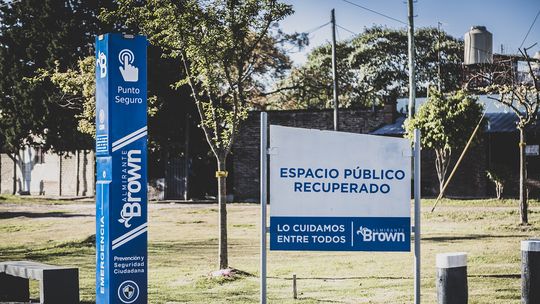 Glew: con asistencia de un tótem de seguridad, ayudaron a un vecino que tuvo un accidente en moto