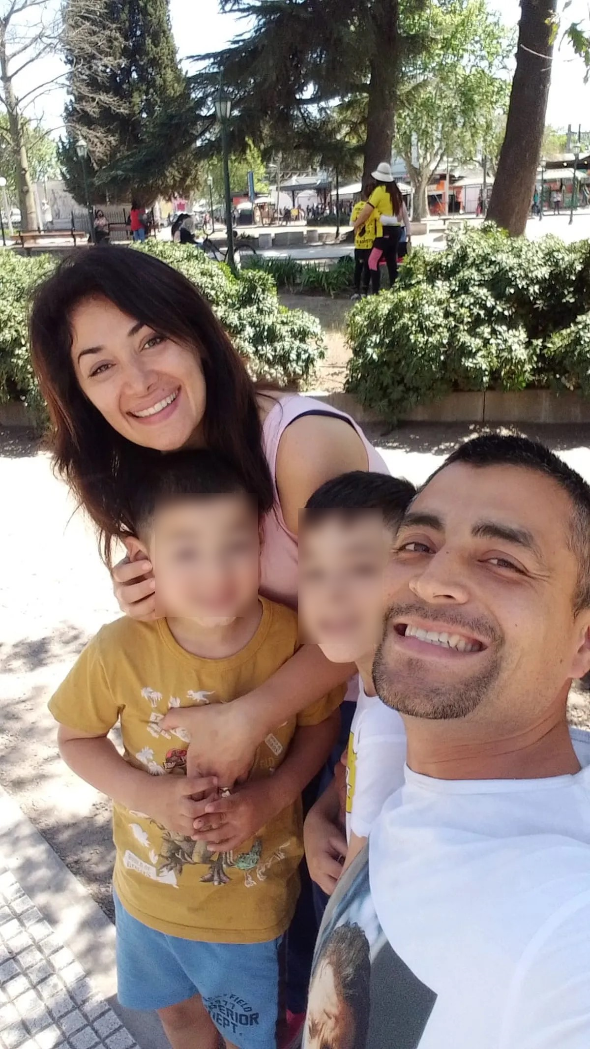 Isaías vive en Luis Guillón y tiene dos hijos.