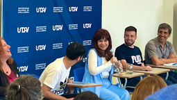 Cristina Kirchner visitó por sorpresa la Universidad de Avellaneda