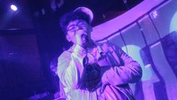 con 15 anos, un artista de ezeiza publico un album de musica urbana