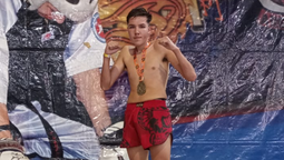 un chico de san vicente de 15 anos se consagro bicampeon mundial de kickboxing: la historia de ulises