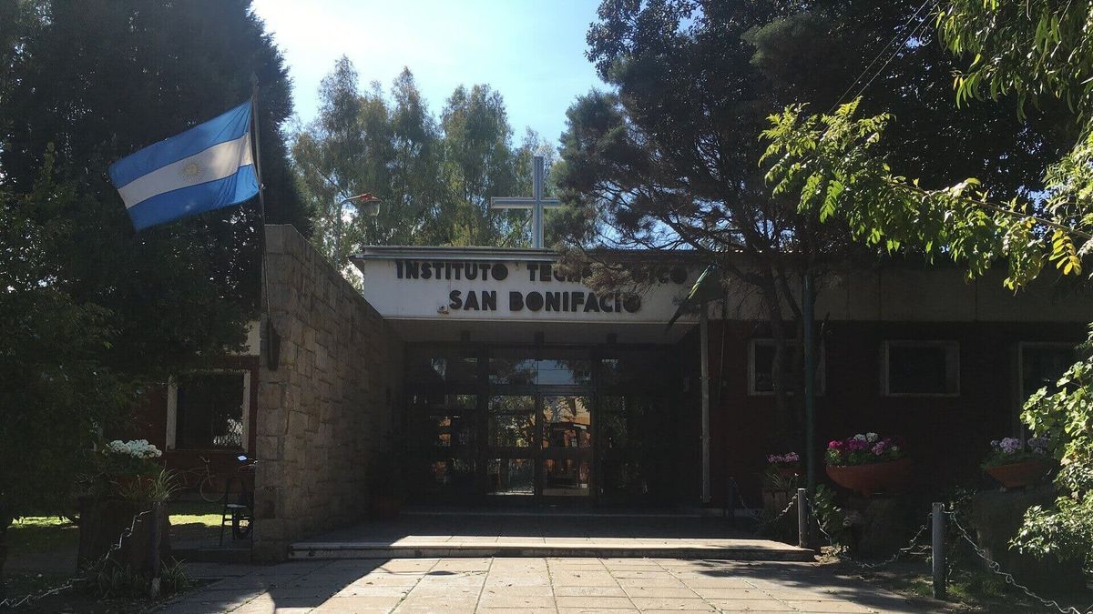 El colegio de Lomas de Zamora donde ocurrieron los hechos.