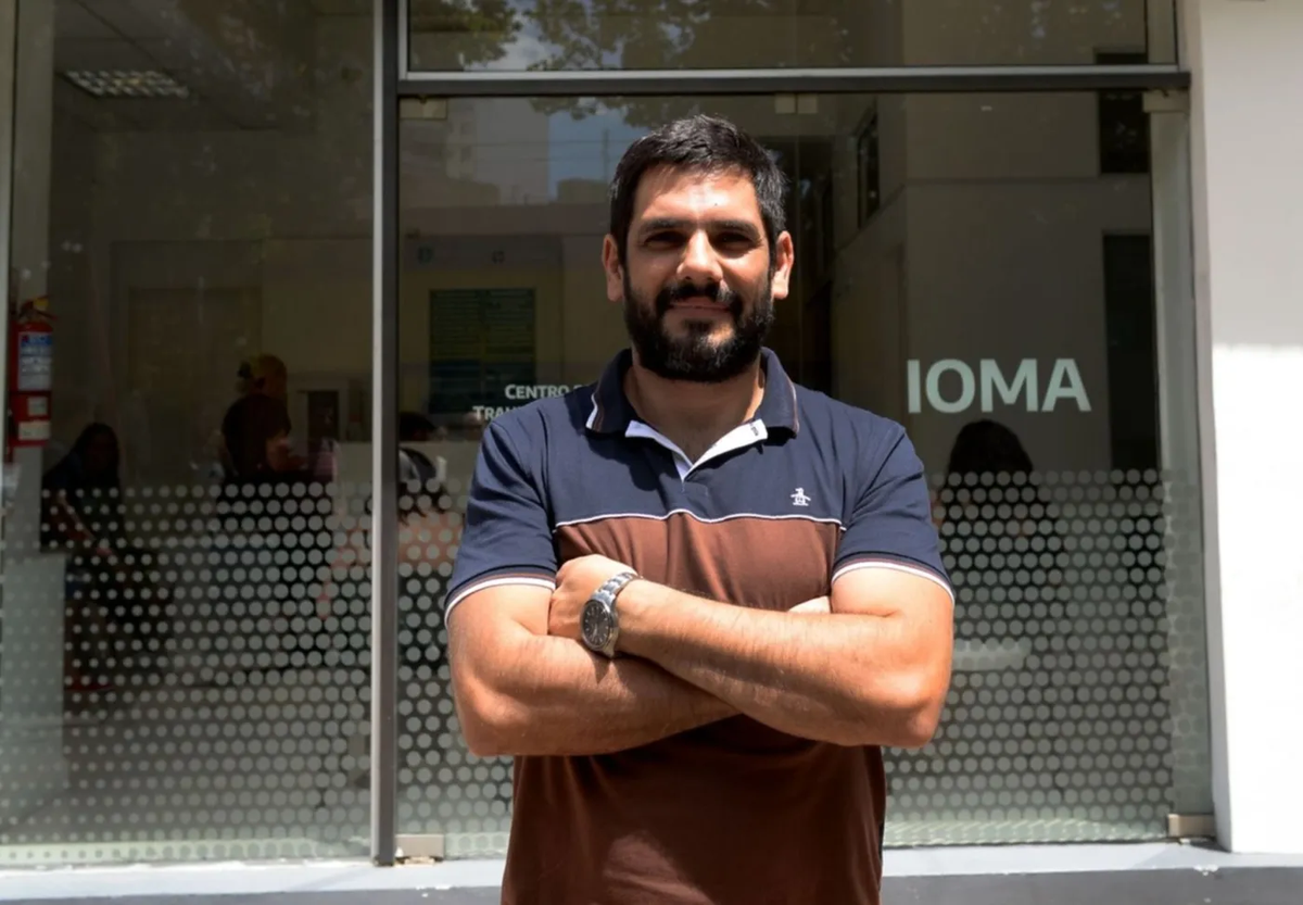 Homero Giles, titular de IOMA.