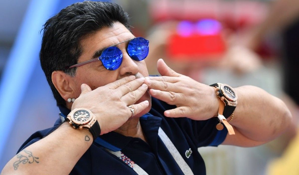 Los hijos de Maradona abrieron containers con objetos de su papá: qué encontraron