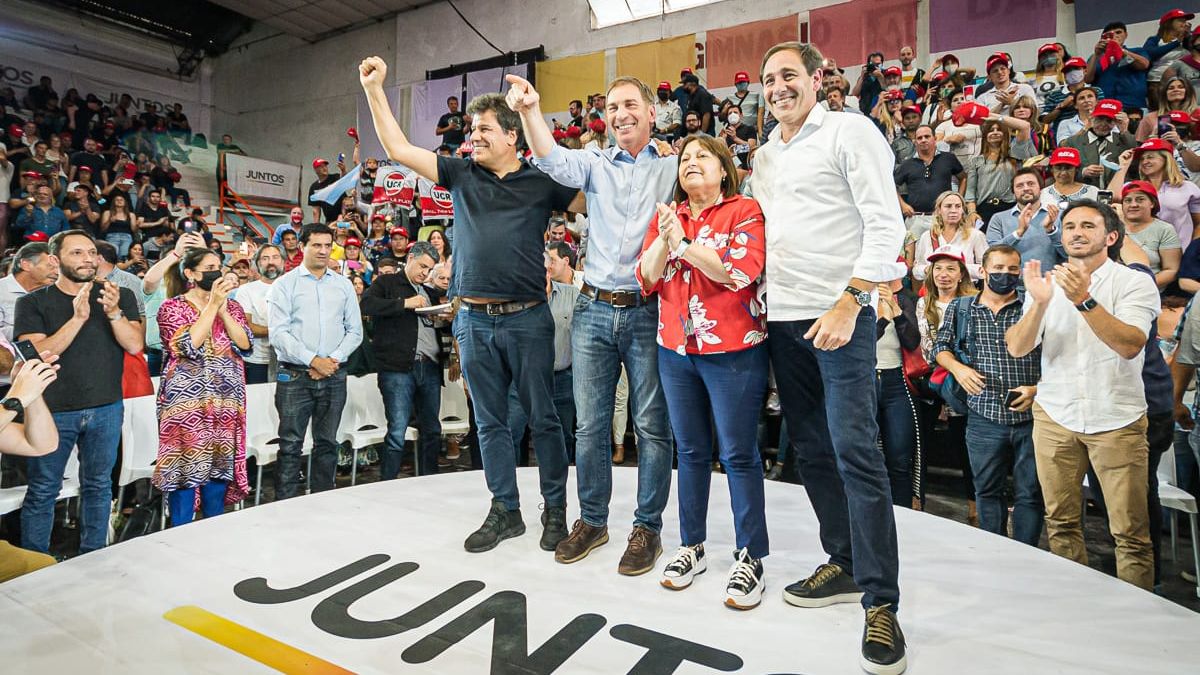 Cierre de campaña de Juntos: los candidatos dijeron presente en La Plata