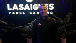 arana suelta en canning: julian alvarez jugo al padel en la ciudad