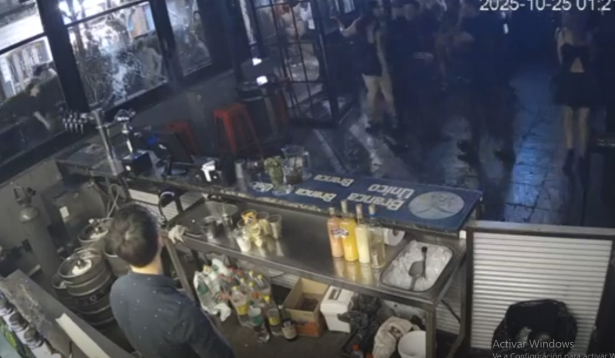 Lanús: violenta pelea en un boliche durante un festejo terminó con heridos y destrozos Lanús: violenta pelea en un boliche durante un festejo terminó con heridos y destrozos
