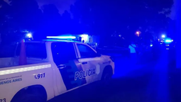 Violento robo en Lanús: un playero recibió un disparo