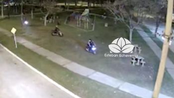 Esteban Echeverría: motociclistas hacían disturbios en una plaza e intervino la Policía