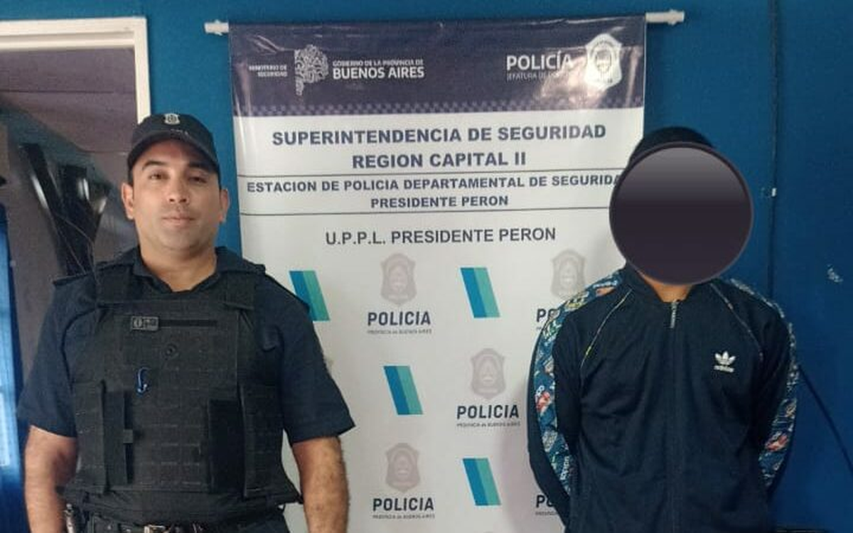Uno de los jóvenes fue detenido por la Policía en Guernica.