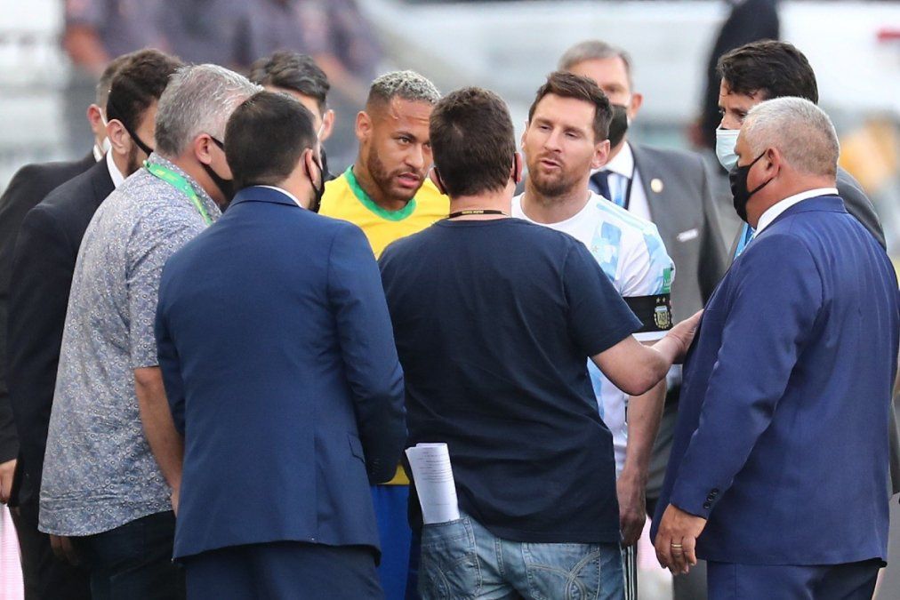 Brasil explicó por qué esperaron al inicio del partido para deportar a los jugadores argentinos