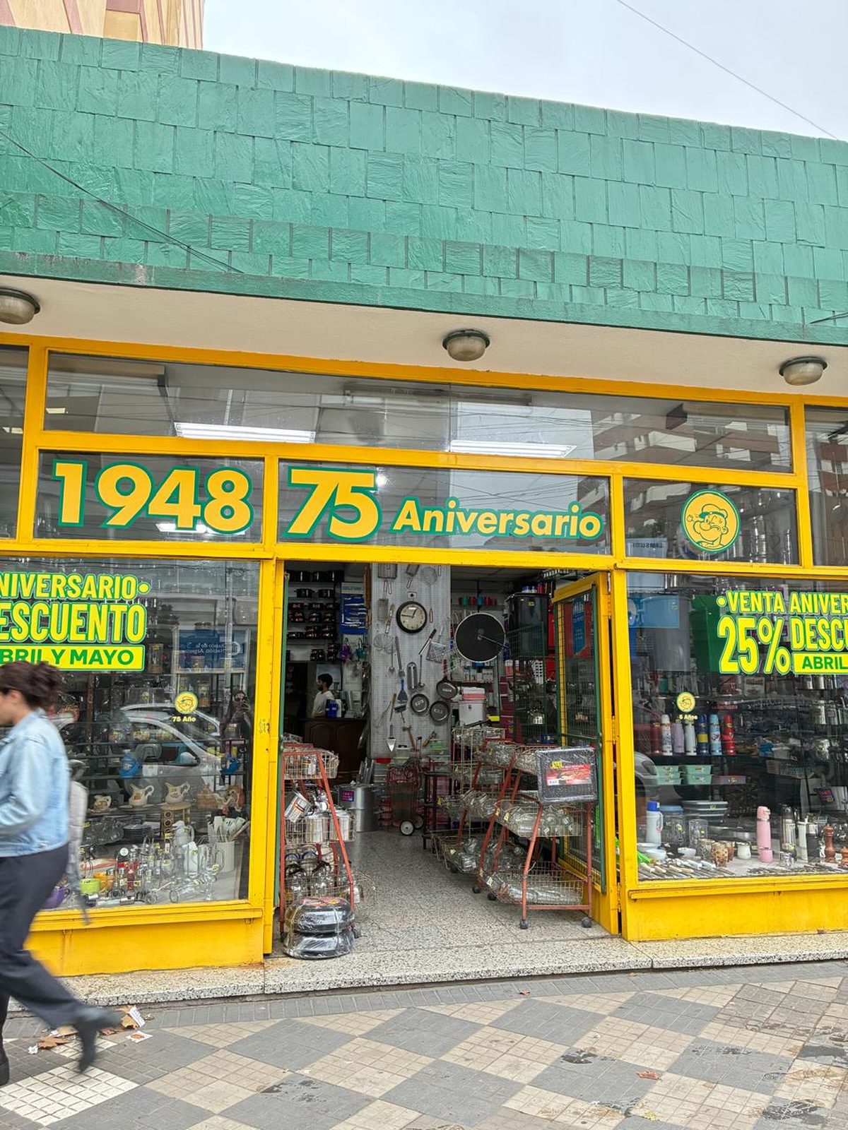 El local se encuentra sobre la calle Alem, en Monte Grande.