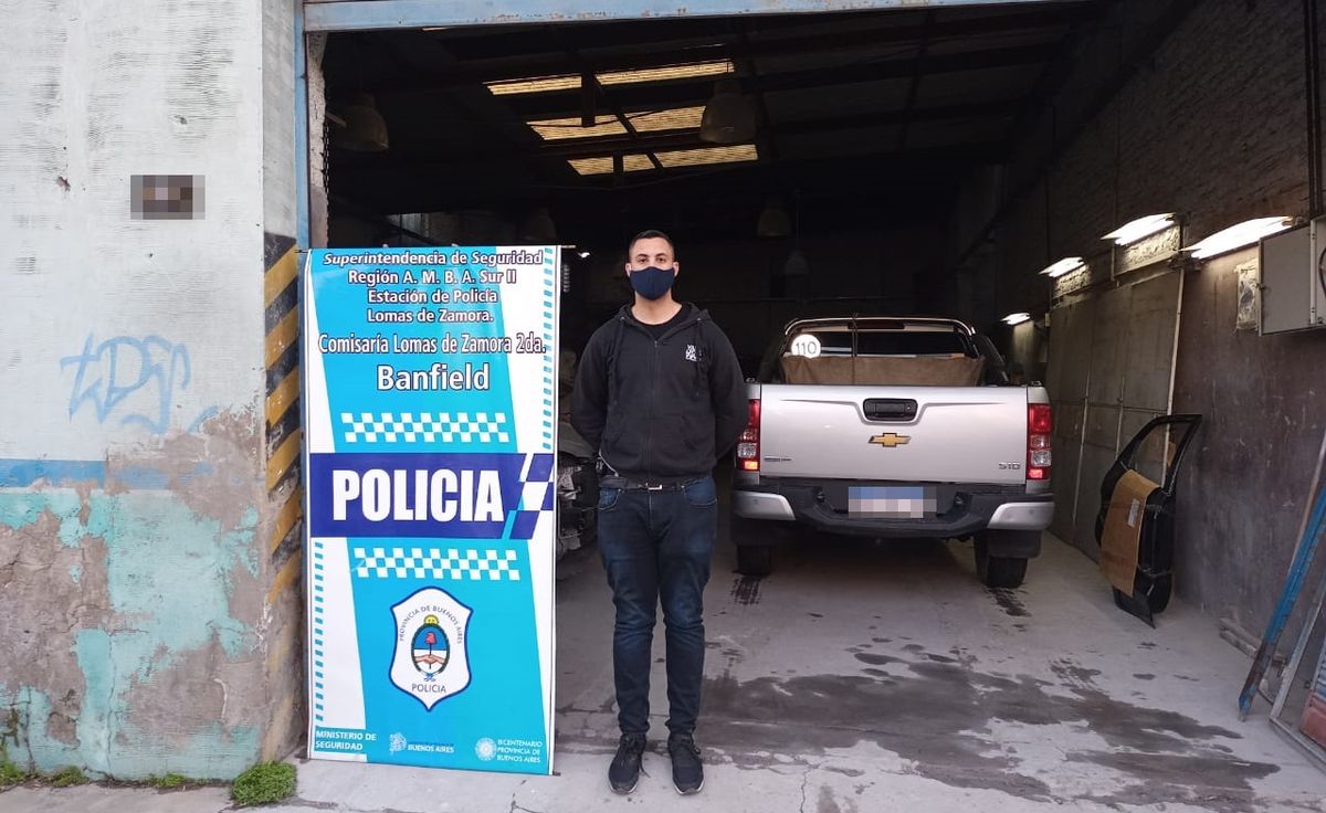 Operativo en el taller de Banfield.