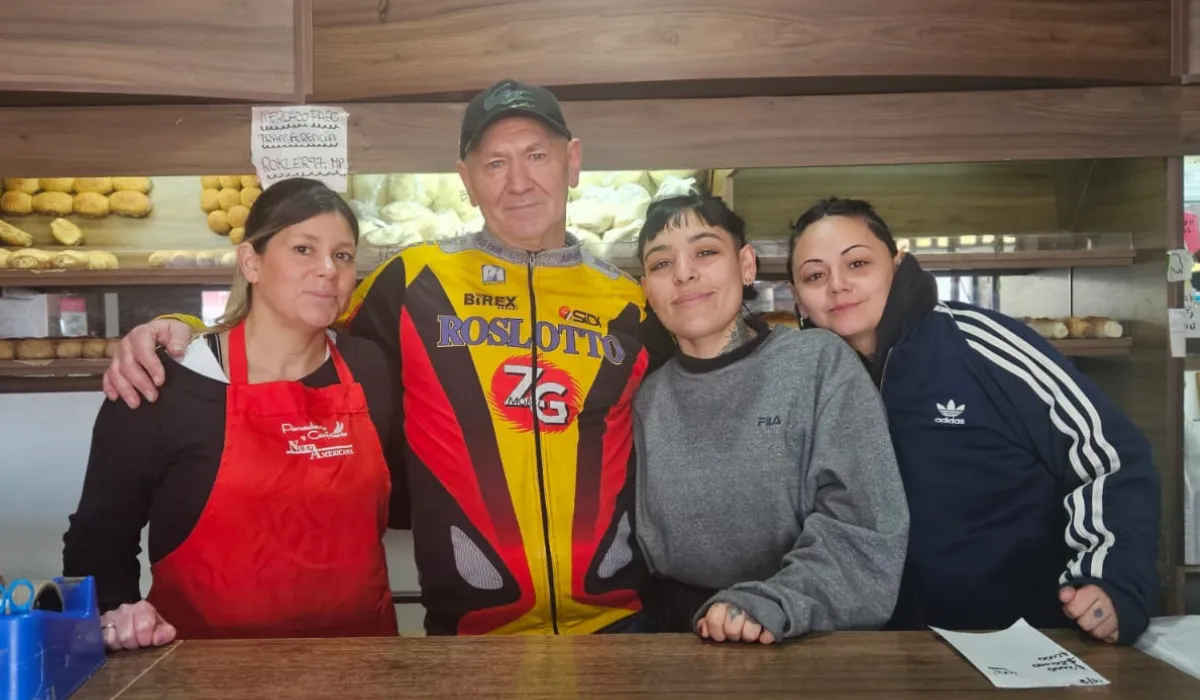 Luis Kler tiene su panader&iacute;a en Luis Guill&oacute;n.&nbsp;