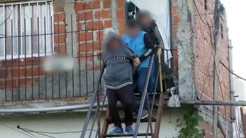 Adrogué: detuvieron a un cartero y un encargado por una estafa millonaria con una tarjeta de débito