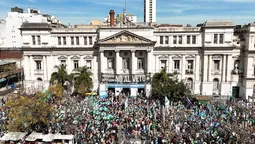 la justicia freno el decreto del gobierno que suspendia la ley de financiamiento universitario