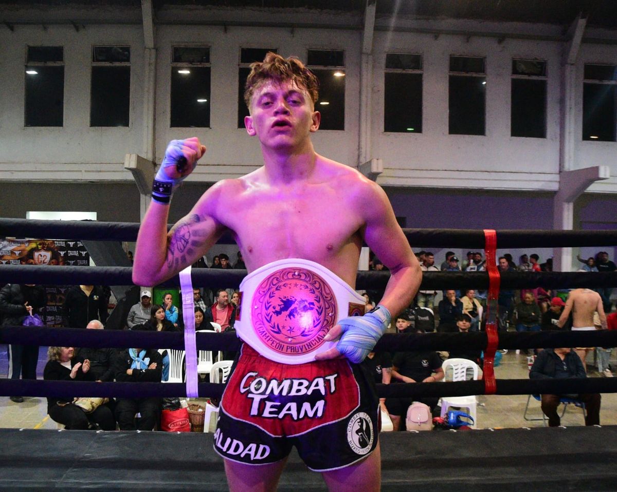 Dylan Castro de Alejandro Korn logró el título provincial de kickboxing con tan solo 21 años Dylan Castro de Alejandro Korn logró el título provincial de kickboxing con tan solo 21 años