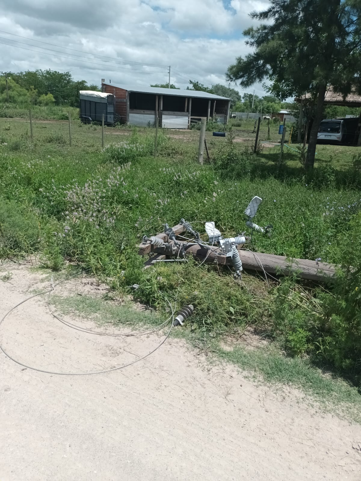 Los vecinos est&aacute;n sin luz hace 5 d&iacute;as.&nbsp;