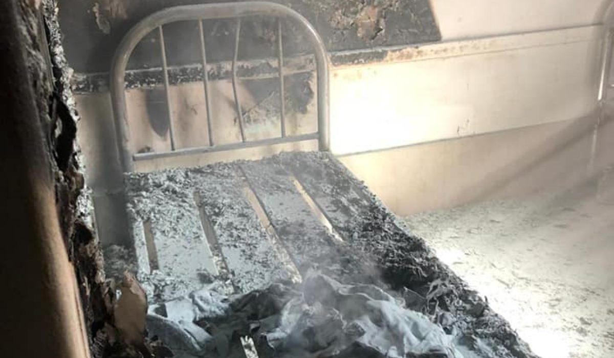 Grave incendio en una clínica psiquiátrica de Adrogué a partir de un colchón