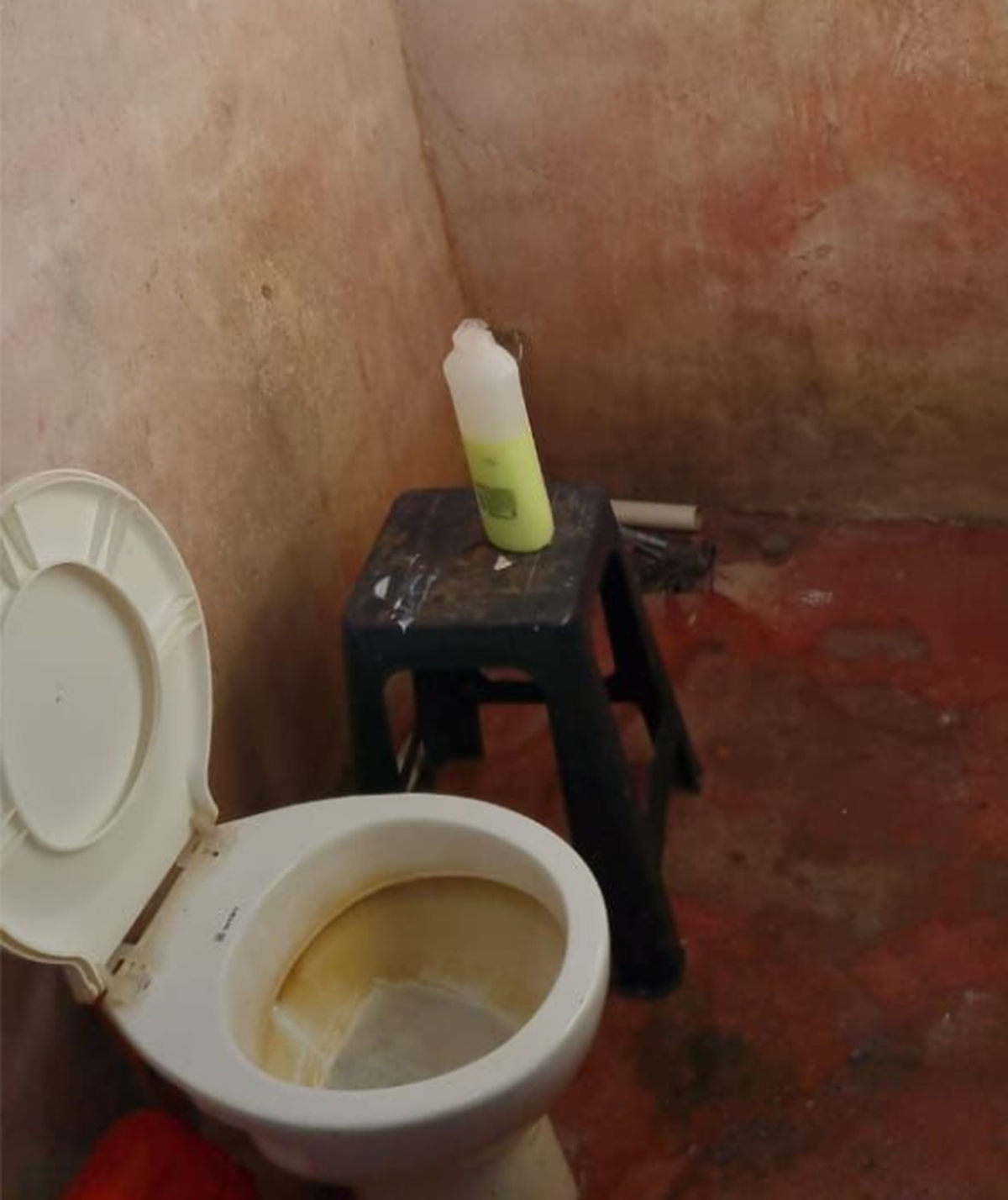 En el Ministerio aseguran que no había acceso al agua potable.