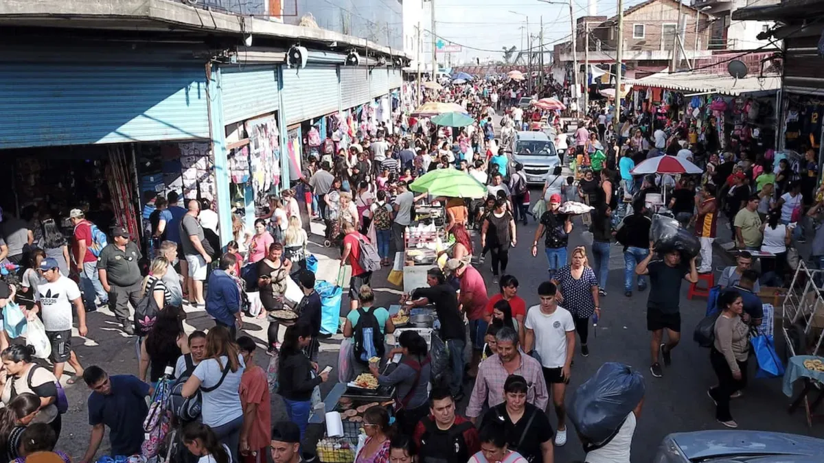 Castillo fue considerado el líder del complejo de La Salada en Lomas de Zamora. Castillo fue considerado el líder del complejo de La Salada en Lomas de Zamora.