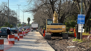 Ensanchan y renuevan un tramo de la Avenida Hipólito Yrigoyen entre Longchamps y Glew