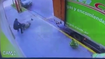 Vecinos evitaron robo a un joven en Lanús: los alertaron los gritos