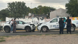 choque multiple en ezeiza: un patrullero y tres autos involucrados en la ruta 205