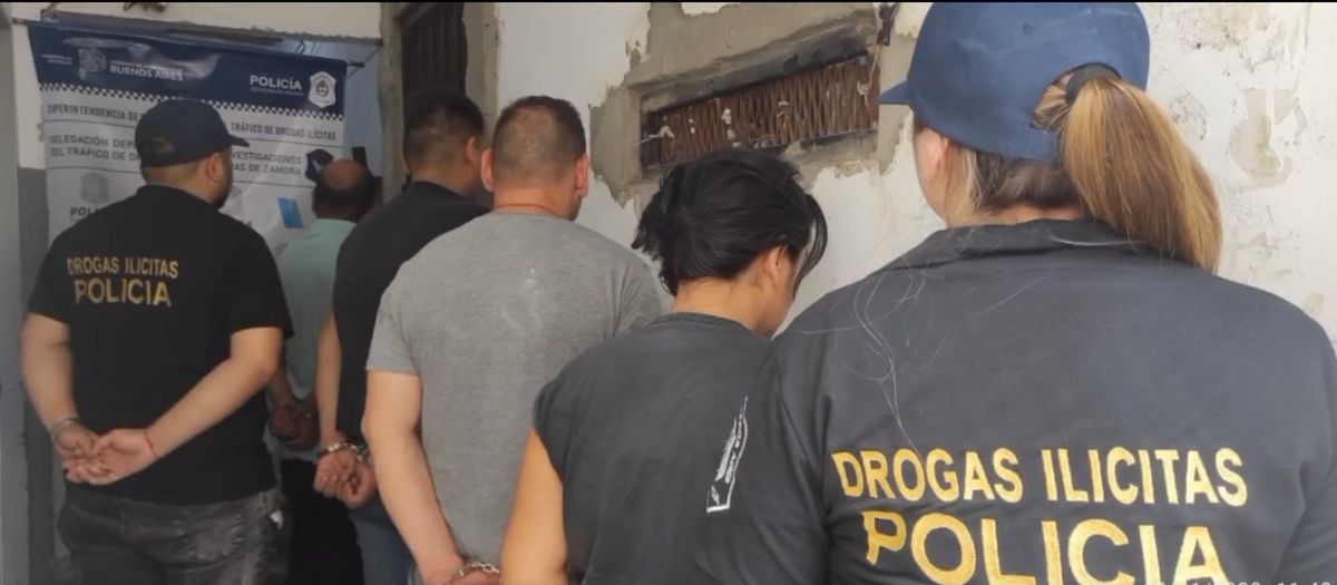 Desbaratan a una banda criminal que vendía drogas en Almirante Brown, Quilmes y Solano