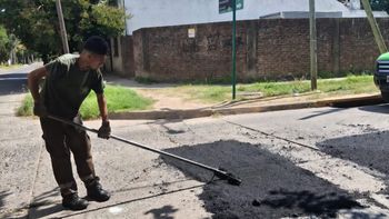 Luis Guillón: avanzan los trabajos de bacheo