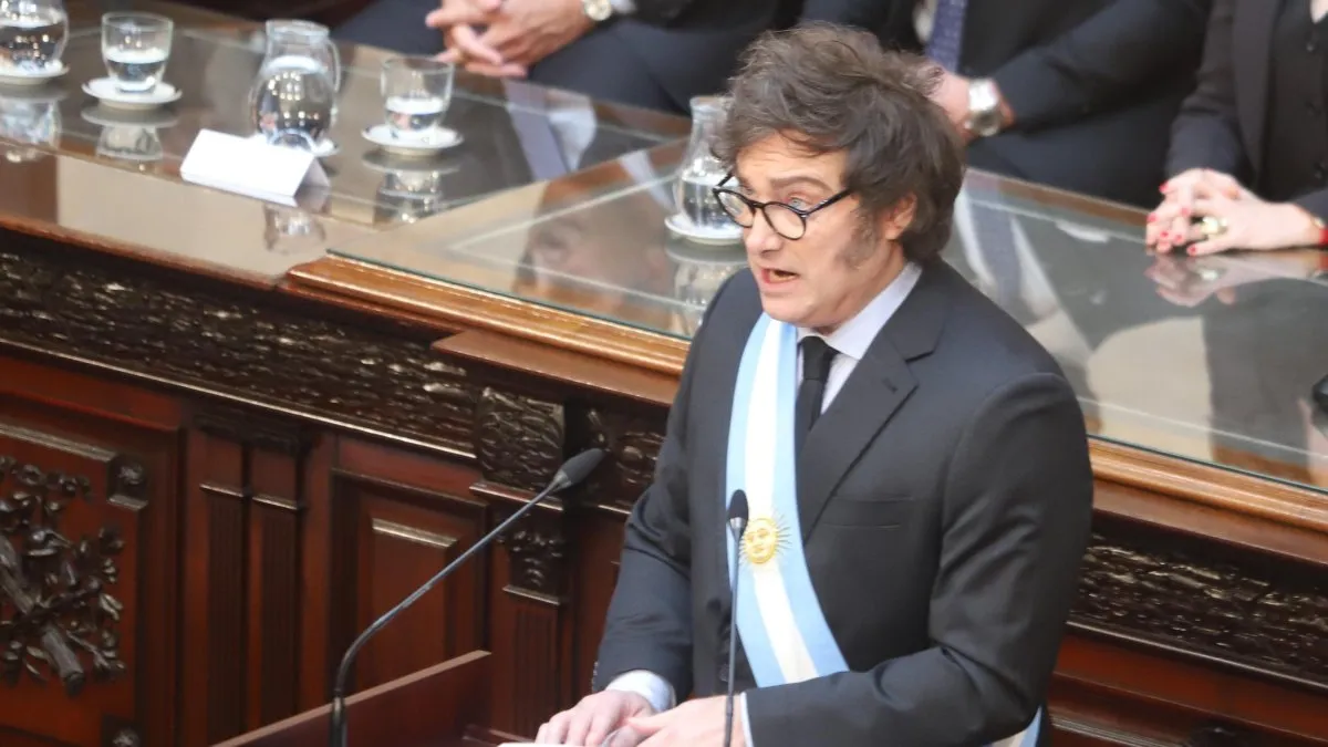 Javier  Milei present&oacute; este domingo el  Presupuesto 2025.