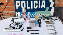 ezeiza: allanaron tres domicilios por el robo a una peluqueria y buscan al principal sospechoso