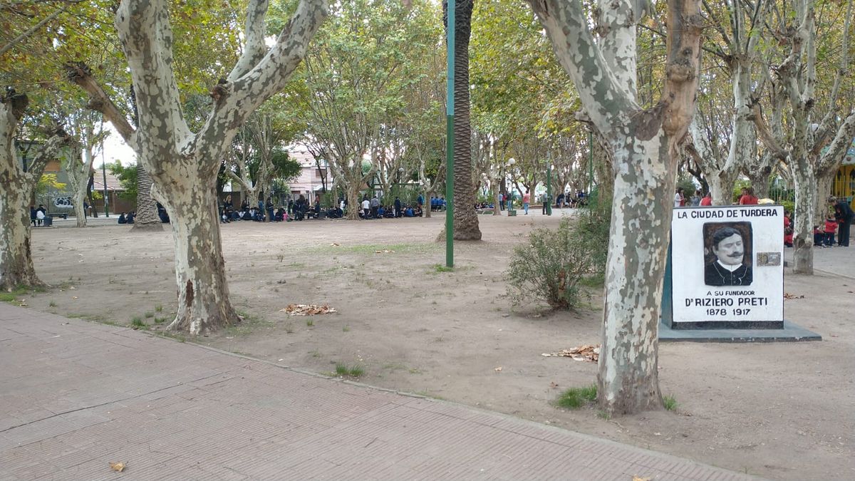 Nueva amenaza de bomba en un colegio de Lomas: evacuaron a los alumnos por precaución