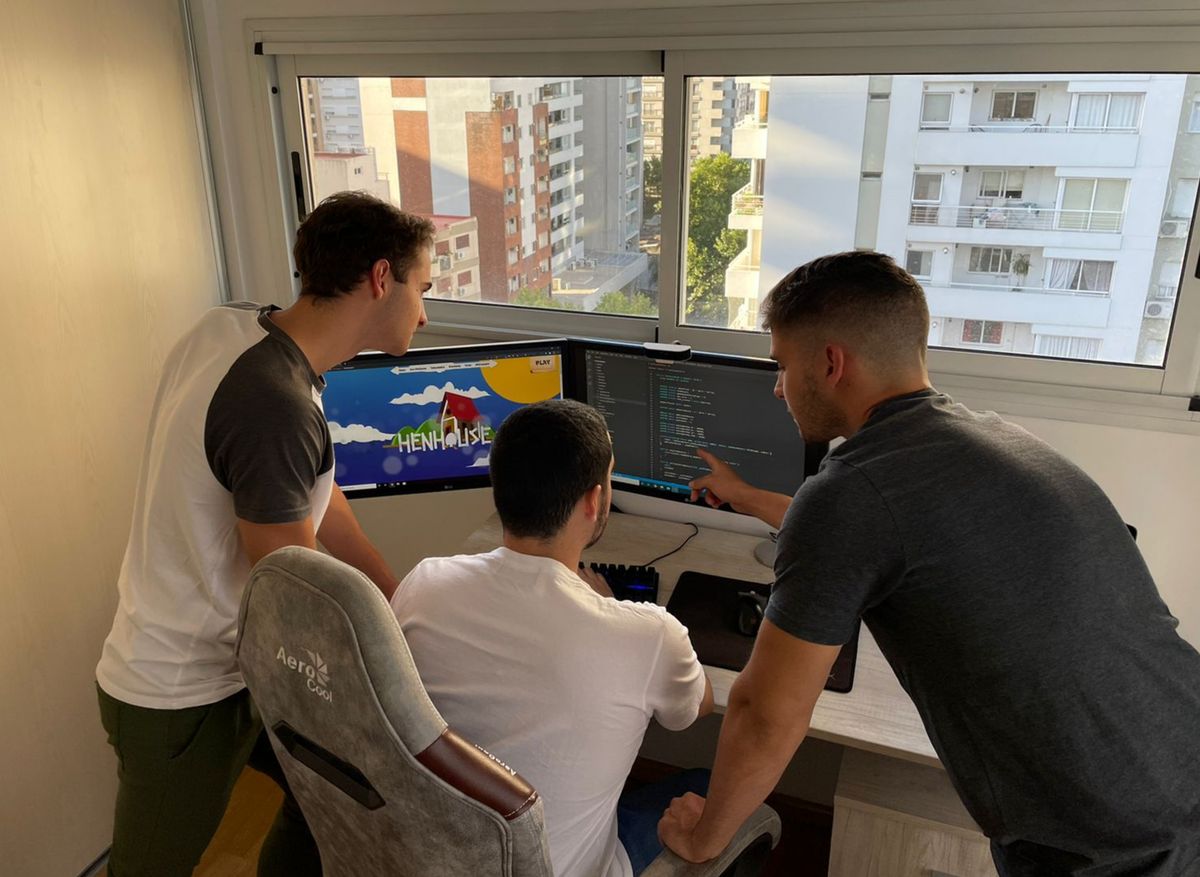 Desarrolladores de HenHouse, un proyecto que combina el juego con las criptomonedas.